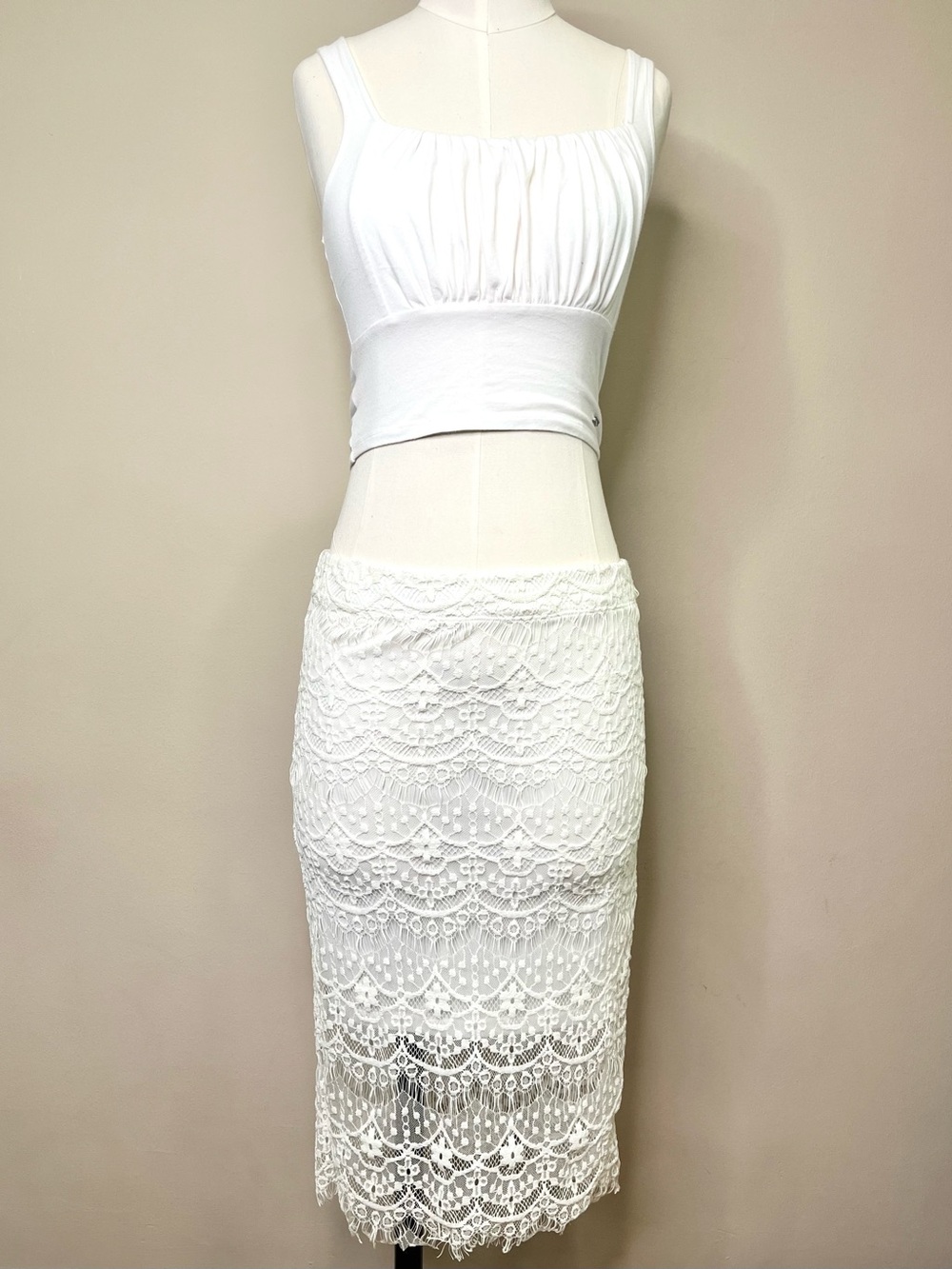 Fairy Core Charlotte Russe White Midi Skirt - Size large, good condition
